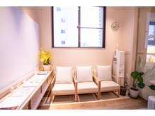 ライフバランスカイロプラクティック 松戸/待合スペース