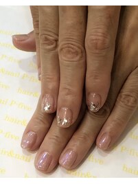 2大トレンド！きらきらネイル♪