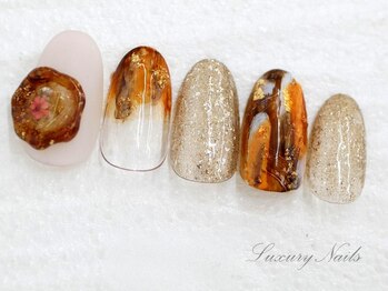 ラグジュアリーネイルズ オオミヤ(Luxury Nails Omiya)/ブラウン*ニュアンスネイル