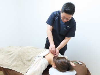 アルケル鍼灸整骨院/鍼灸/メニエール/めまい/耳鳴り