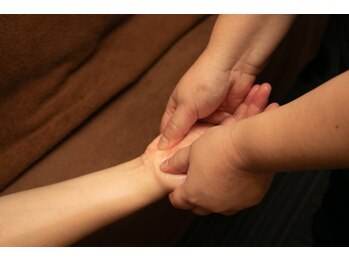 森勇リラクゼーション 西新宿店/≪　ハンドマッサージ　≫