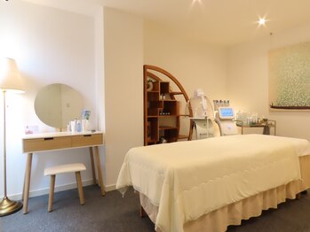 バイハル 原宿表参道(by HARU)/ドレッサーでお化粧直しも◎