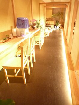 和美さび処 利休 八丁堀店/待ち受けスペース