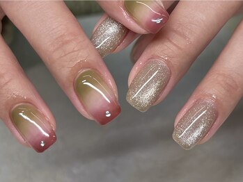 ニコアネイルズ(Nicoa nails)の写真/シンプルだけどさりげなく目を引くニュアンスネイルは当店にお任せ♪色味にこだわったワンカラーもお勧め◎