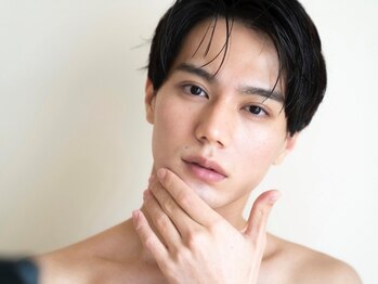 ポノ バイ エフイム.(Pono)の写真/第一印象は眉毛から！身だしなみで眉毛を整え、清潔感＆印象UP◎【メンズアイブロウ+おでこWAX￥5800~】