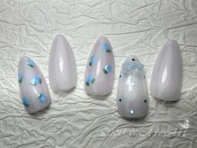 ソルナネイル(SOLUNA NAIL)/フラワー×ドットネイル