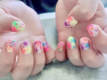 ティーエス ネイル ガーデン(T.S Nail Garden)/蛍光カラーボタボタデザイン