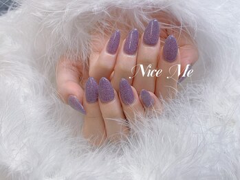 ナイスミー(Nice Me)/ギラギラのフラッシュネイル