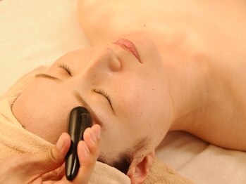 ジュジュ(juju)/エステアロマフェイシャルカッサ