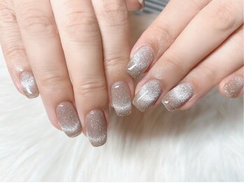 マグネットネイル　フレンチ