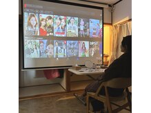 エバーグリーン(evergreen)の雰囲気（お部屋にプロジェクター完備＊よもぎ蒸し中はサブスク見放題！）