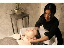 ザ ヘッドスパ エビス(EBISU)の雰囲気（頭皮だけでなく、手や首肩までアプローチ。[ヘッドスパ/肩こり]）