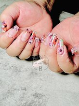 サング ネイル ビューティー アトリエ(suNg nail beauty atelier)/ニュアンスフラワー