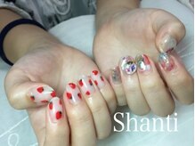 シャンティ ネイルサロン(Shanti nail salon)/左右非対称！ニュアンスフルーツ