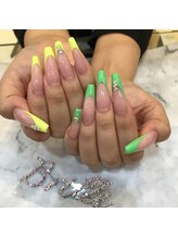 エスフィーネイルサロン ブリーユ(Esfy nailsalon Brille)/フレンチネイル