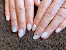 エスネイル(Snail)/Vカットストーンネイル