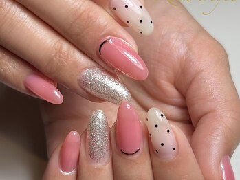 ネイル アンド ボディジュエリー リッチスタイル(Nail&Body Jewely Rich style)/ドットネイル