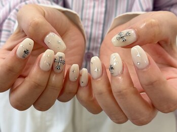 モノ 本通(mono)/シルバー×ホワイト