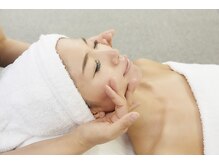 ブルー 学園の森店(BLV)/肌質からエイジングまで！