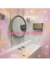 ハゼラン 神戸店(HAZERAN)/女性用お手洗い