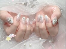 ブリー(Brille)/バレンタインネイル