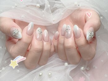 ブリー(Brille)/バレンタインネイル