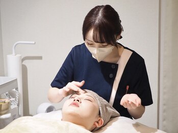 小顔専門店Lift(リフト)柏の写真/丸顔・フェイスライン・お顔の気になる余白に終止符!韓国で大バズり小顔施術【マイクロウェーブリフト】