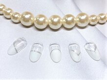 ネイルアンドリラク リリー(Lily)/◆ラメライン(変形フレンチ)