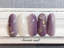 縦グラミラーネイル ¥8000