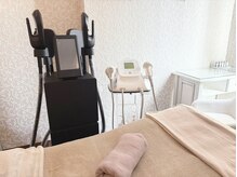 イロハナ(iro-hana)/電磁パルス×セルゼロネオ