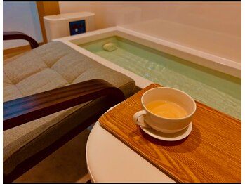 ヒトハリ鍼灸整体院(HITOHARI鍼灸整体院)/一日の終わりに癒しの足湯