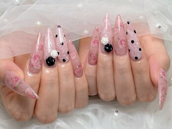 ラッキーネイル(lucky nail)/レースネイル