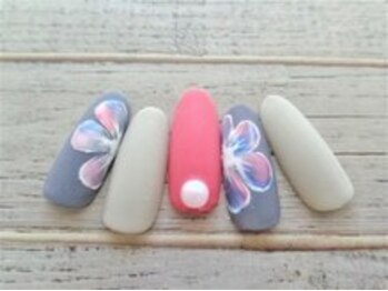 ブランロール 中目黒店(Blanl'or)/マットなフラワーネイル