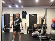加圧トレーニングスタジオ アサカ(Asaka)/男性も頑張ります　２