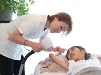 ヒナタ(HINATA)の写真/【キッズ脱毛・ジュニア脱毛】完全個室のリラックス空間でお母様と一緒に通える安心感を◎