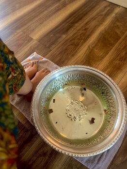 サワッディー タイリラックスマッサージ(Thai Relax Massage)/タイアロマランナー