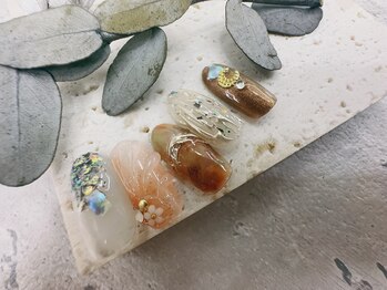 フローラネイルサロン/