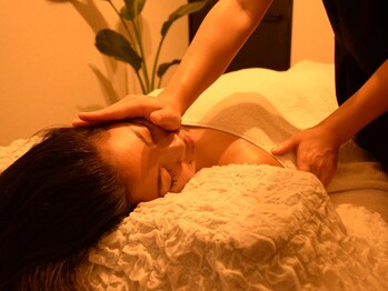 ルアナ(Luana)/コリやむくみを無理なくケア