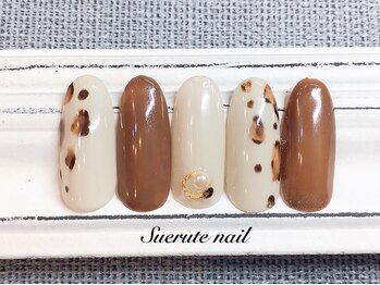 ヒョウ柄ネイル ¥7000