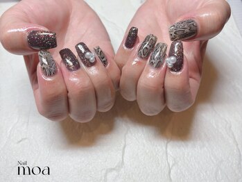 モア(moa)/パイソン フラッシュ ネイル