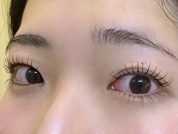 リーナ(LiNA Beauty Garden)/まつげパーマ上下♪