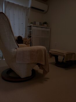 こあらさんの手もみサロン/照明調整いたします