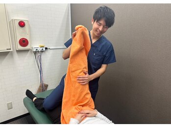 谷塚みんなの鍼灸整骨院/ストレッチで血流UP!!