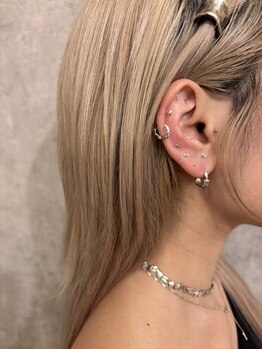 カシェット(cachette)/ニュアンス系耳ツボジュエリー