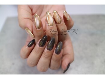 ネイルサロン R/ニュアンススタイリング