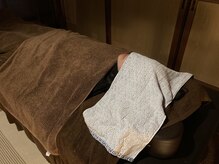 たにあん/全身お疲れの20代前半女性