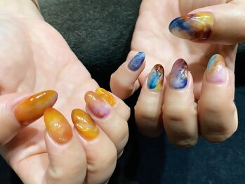スワッグ(SWAG)の写真/繊細なアートで周りと差がつく指先へ！お好みのデザインを提供いたします☆指先のお手入れで女子力UP♪