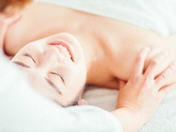 ルナ(Runa)の写真/冷えや脚のむくみなど女性に多い悩みを根本から改善！【オイルリンパマッサージ60分￥6000】