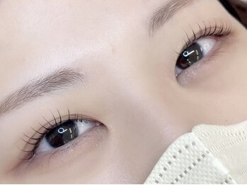 リロウ(lilou)/まつ毛パーマ+美眉アイブロウ