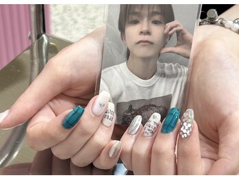 エミュレ(emure.)/推しモチーフネイル